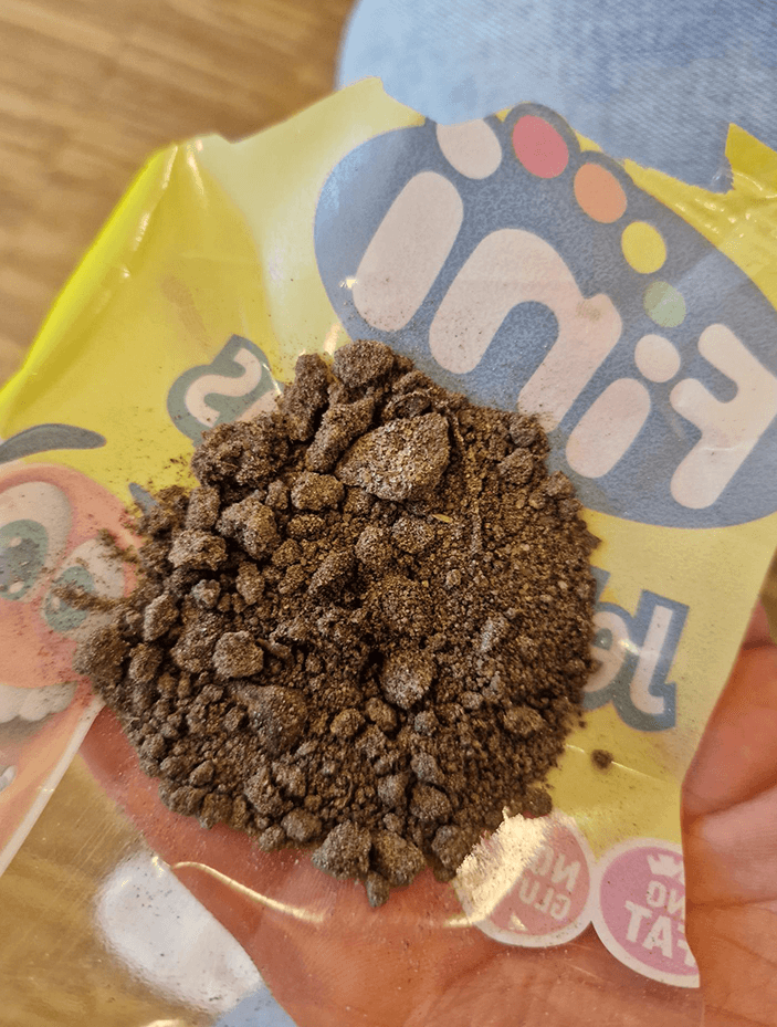 Die Qualität der Konsonanten der Sprache in Naturmaterialien wieder entdeckt