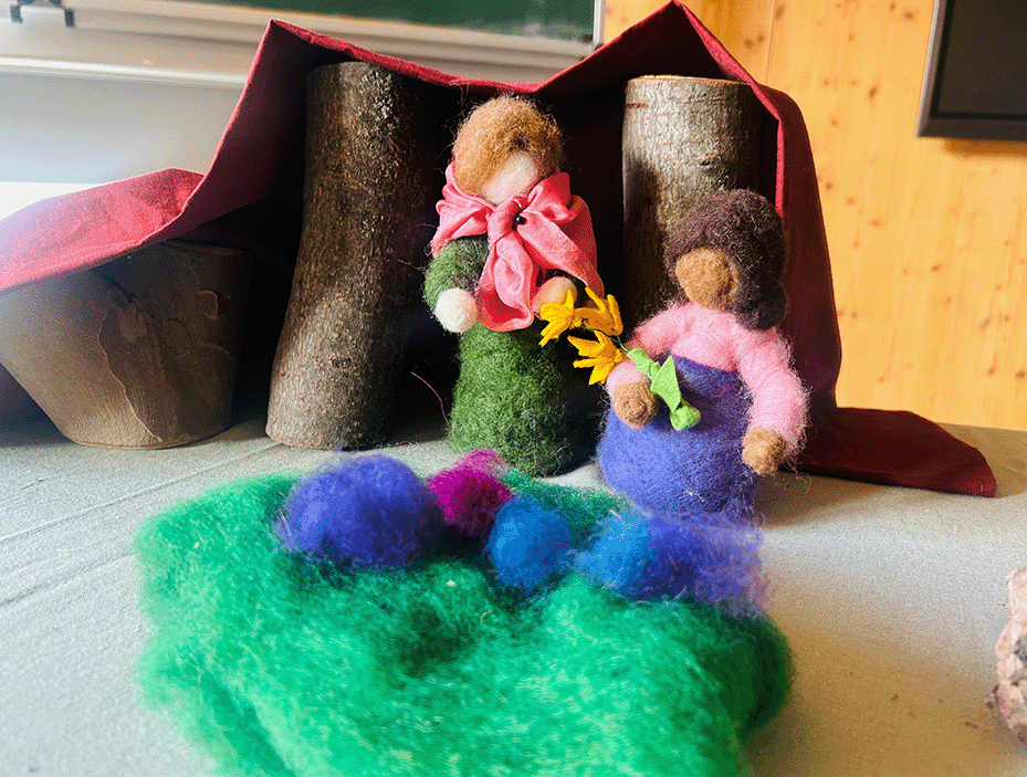 Puppenspiel im 1. Jahrsiebt