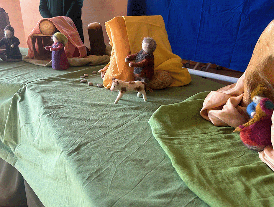Puppenspiel im 1. Jahrsiebt